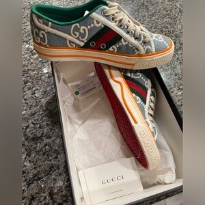 WOMEN'S GUCCI TENNIS 1977 SNEAKER